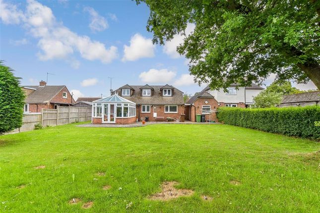 Station Road, Headcorn, Ashford, Kent 3 bed detached house for sale
