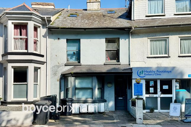 5 bed property