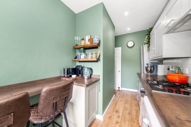 Seymour Terrace, Anerley, London, SE20 1 bed apartment for sale