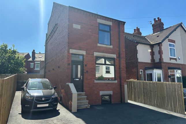 Third Avenue, Wakefield WF1 4 bed detached house for sale