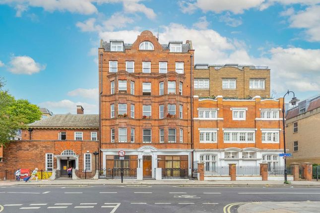 3 bed flat