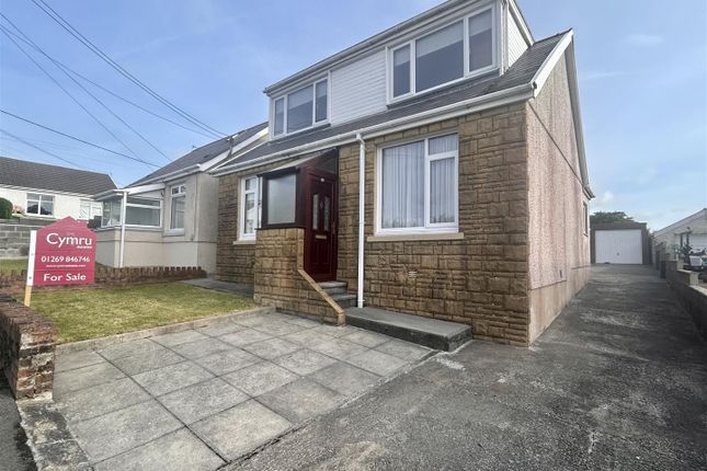 4 bedroom detached bungalow for sale