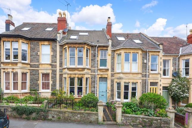 4 bed property