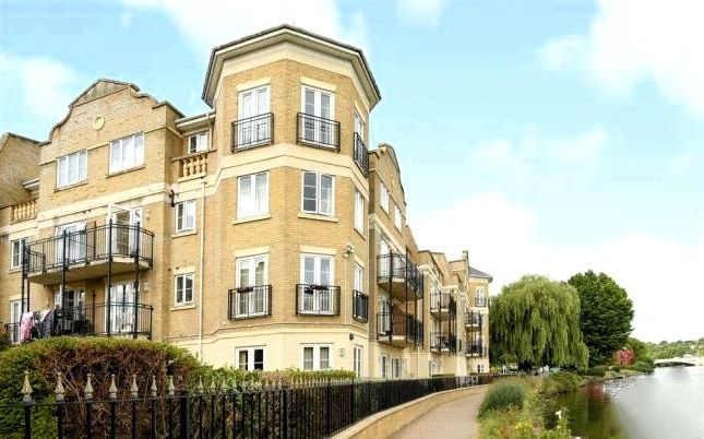 Regents Riverside, Brigham Road... 2 bed apartment for sale