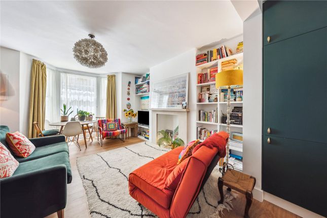Lancaster Road, London, W11 2 bed apartment for sale