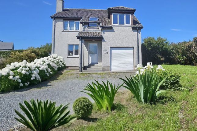 4 bed detached house