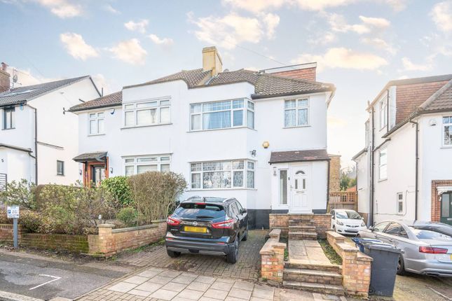 Wentworth Close, West Finchley... 4 bed house for sale