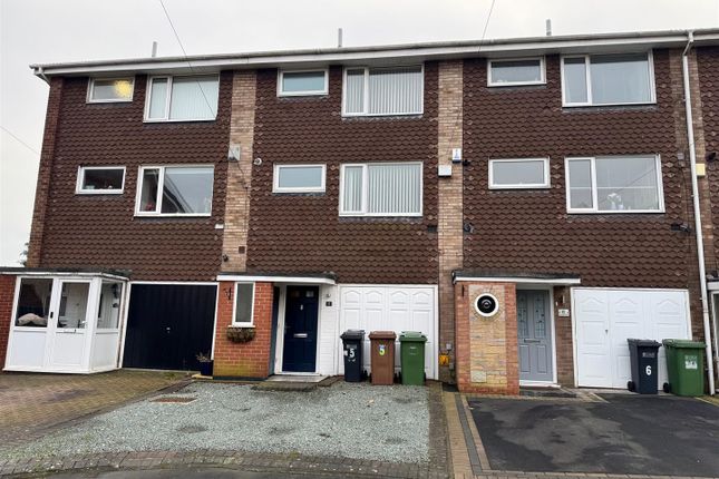 Camden Close, Castle Bromwich... 3 bed townhouse for sale