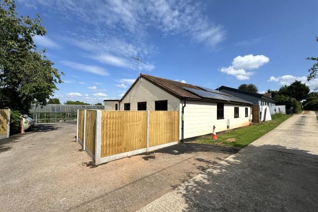 2 bedroom semi-detached bungalow for sale