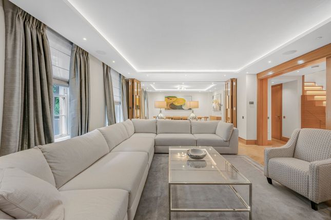 Upper Grosvenor Street, Mayfair, London 3 bed flat for sale