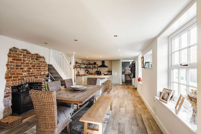 Yarmouth Road, Ormesby 3 bed detached house for sale