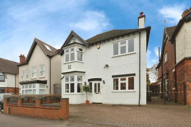 3 bed detached house