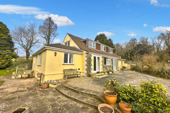4 bed detached house
