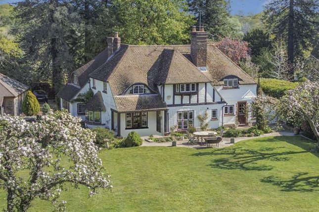 Pine Walk, East Horsley 5 bed detached house for sale