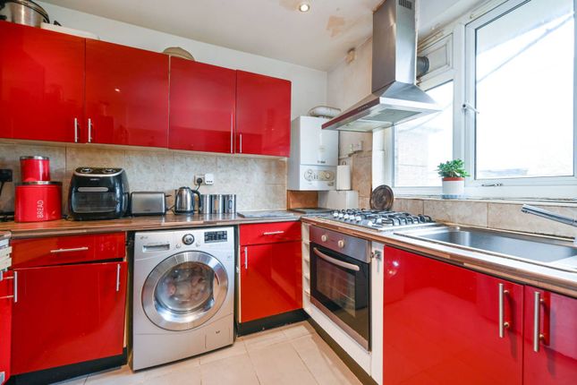Richmond Way, Brook Green, London, W12 2 bed flat for sale