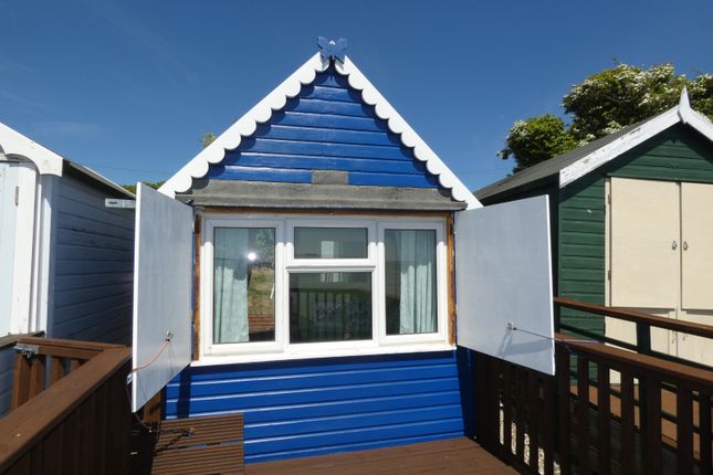 Victoria Esplanade, CO5 Chalet for sale