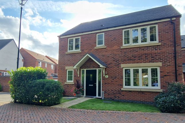 4 bed detached house