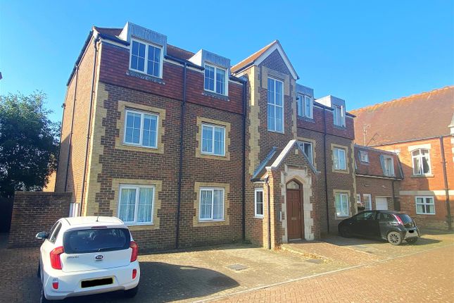 2 bed flat