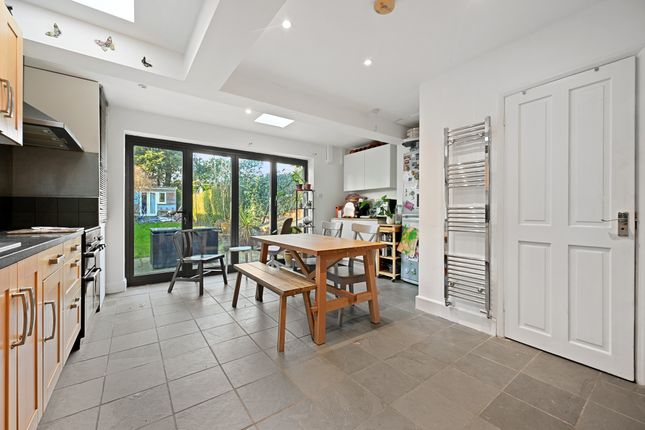 4 bedroom end of terrace house for sale