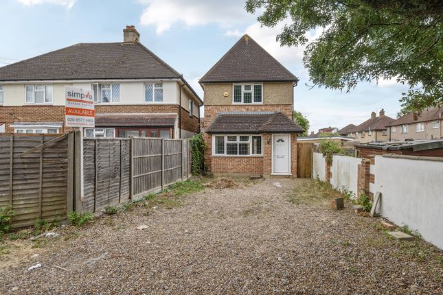 Walnut Close, Hayes, UB3 4 bed detached house for sale