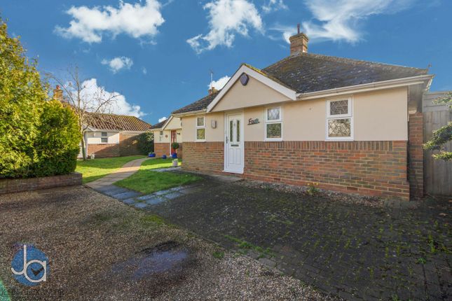 2 bedroom detached bungalow for sale