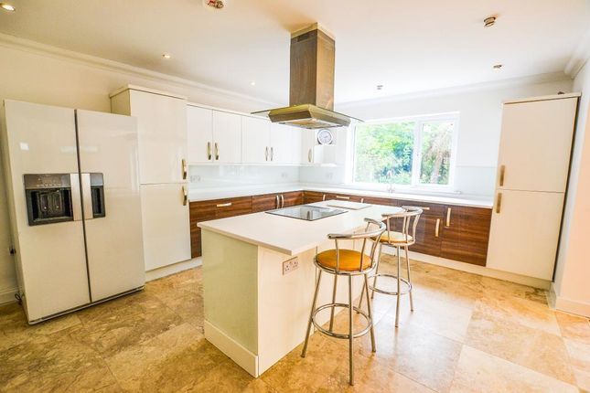 London NW2 3 bed flat for sale
