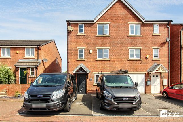 5 bed town house