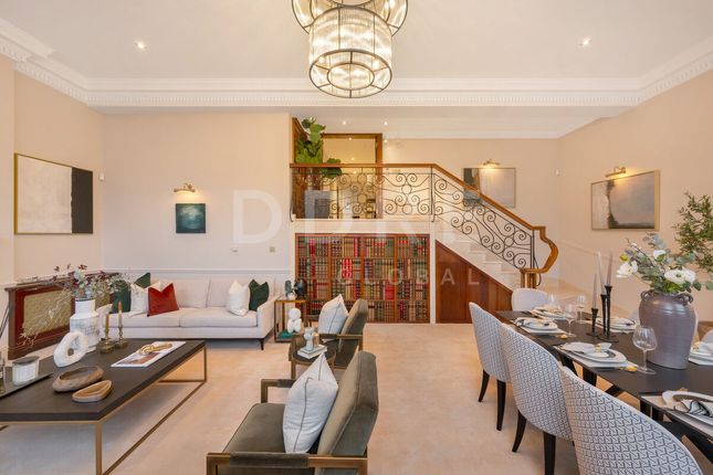 Hill Street, London, W1J 3 bed apartment for sale