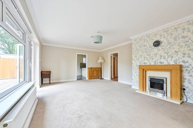 Claron, Guildford, GU2 2 bed bungalow for sale