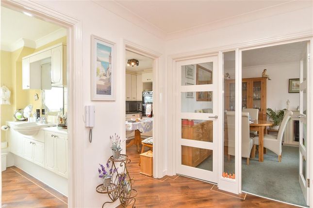 2 bed flat
