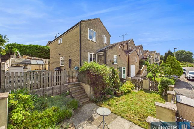 South Street, Oakenshaw, Bradford... 3 bed detached house for sale