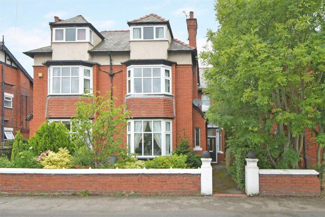 5 bedroom semi-detached house for sale