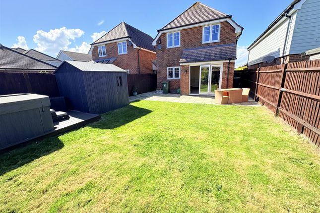 Hawksworth Place, Fareham PO14 3 bed detached house for sale