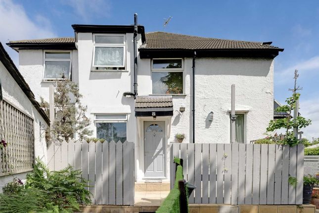 Park Road, Hendon NW4 2 bed flat for sale