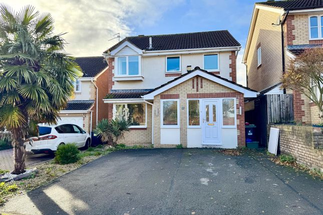 4 bed detached house