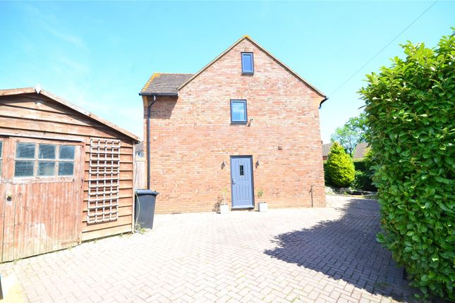 South Godstone, Godstone, Surrey, RH9 4 bed semi