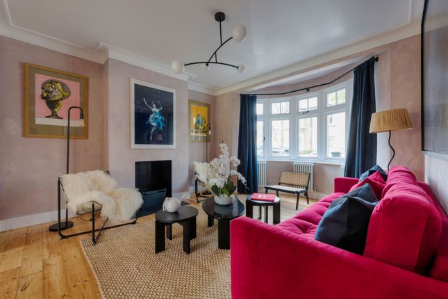 4 bed terraced house