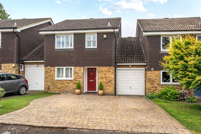Hailsham Close, Surbiton KT6 4 bed link detached house for sale