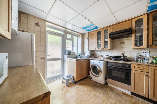 Robin Grove, Middlesex HA3 3 bed terraced house for sale