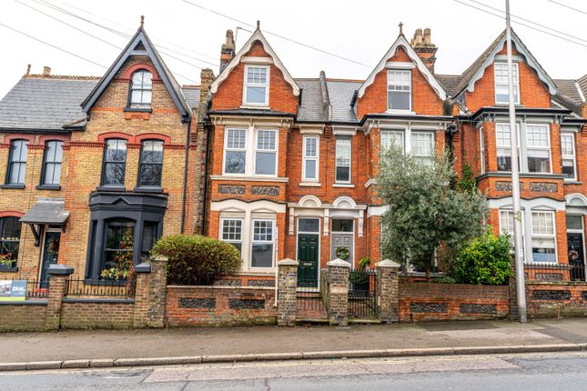 4 bedroom terraced house for sale