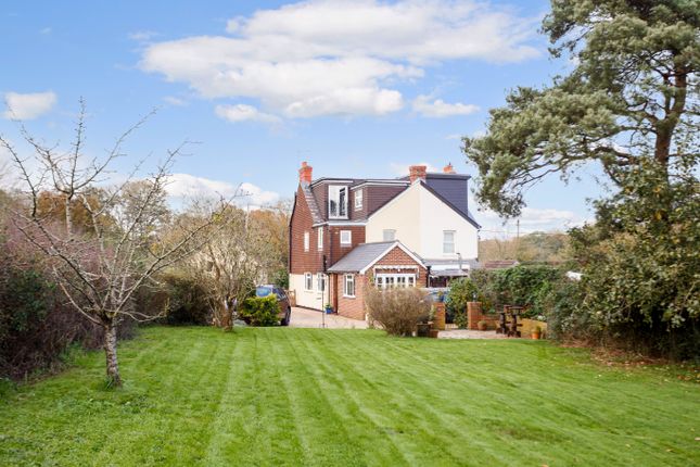 5 bedroom semi-detached house for sale