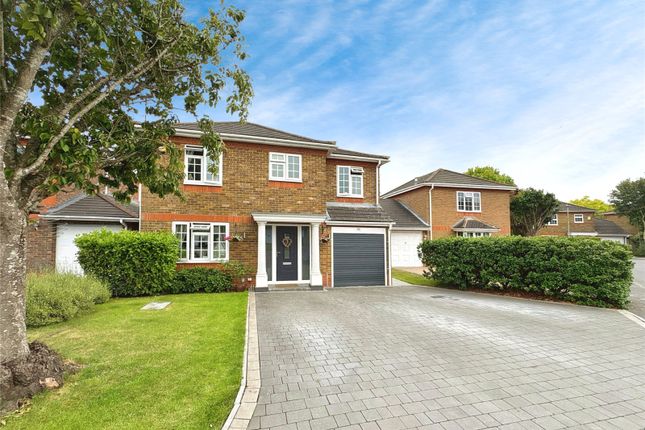 Pasture Close, Reading RG6 4 bed detached house for sale