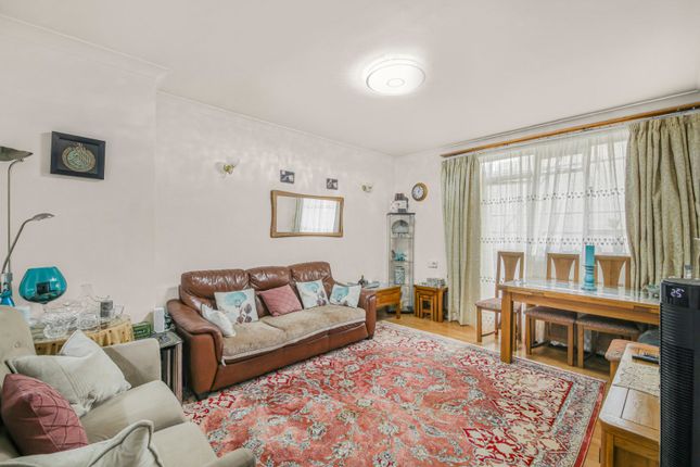 2 bed flat