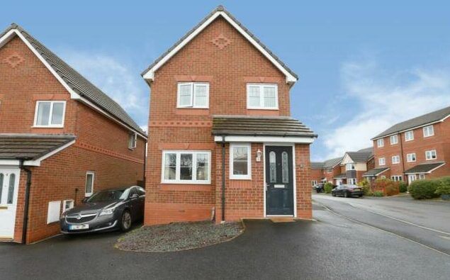 3 bedroom detached house for sale