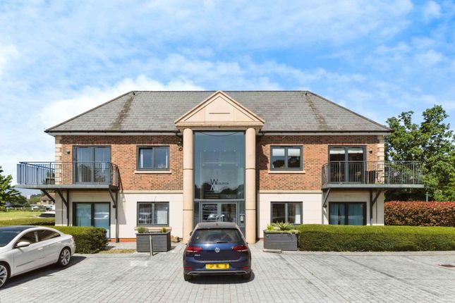 3 bed flat