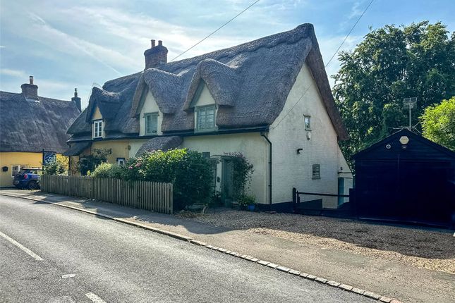 Grove Hill, Dedham, Colchester... 2 bed semi