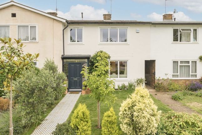 St. Thomas Road, London W4 3 bed terraced house for sale