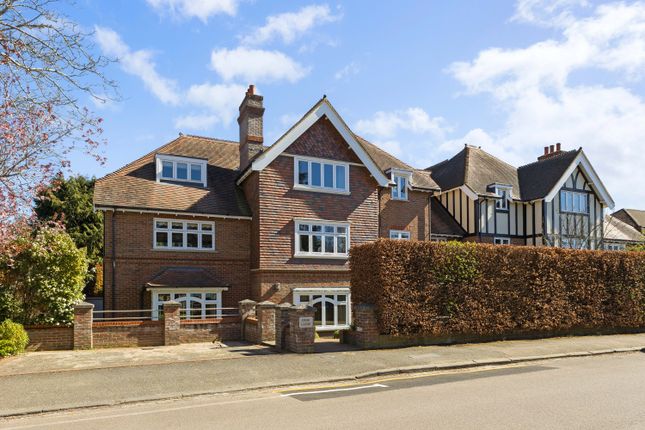 3 bed flat