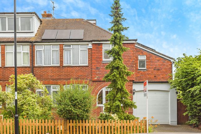 5 bedroom semi-detached house for sale