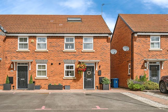 3 bedroom end of terrace house for sale